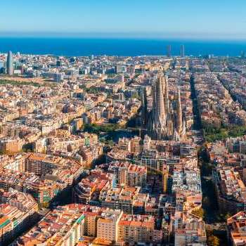Barcellona Tickets + One-Night Hotel Stay
